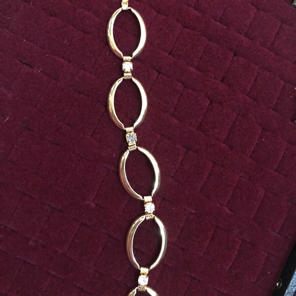 Avon Oval Links Bracelet 7” J051